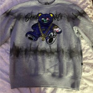 Stylish Gray Bear Graphic Crewneck Sweater